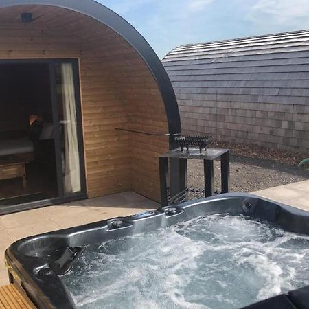 Hotel Superior Glamping Pod With Hot Tub Frodsham Esterno foto